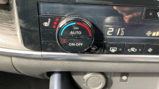 Nissan Qashqai 1.3 DiG-T MH Tekna 5dr Petrol Hatchback